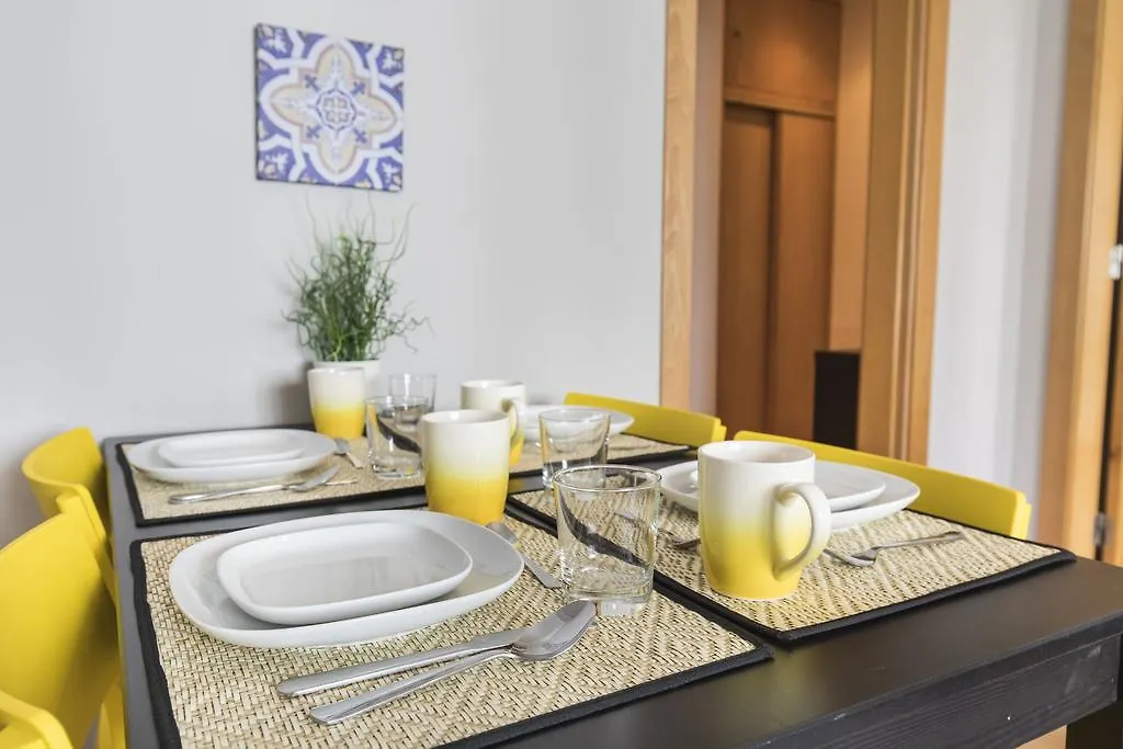 Lovelystay - Charming Marques Flat Lisboa 0*,  Portugal
