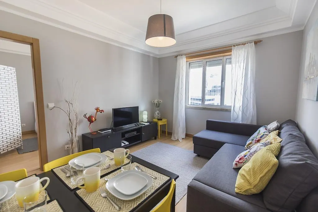 Appartamento Lovelystay - Charming Marques Flat Lisbona Portogallo