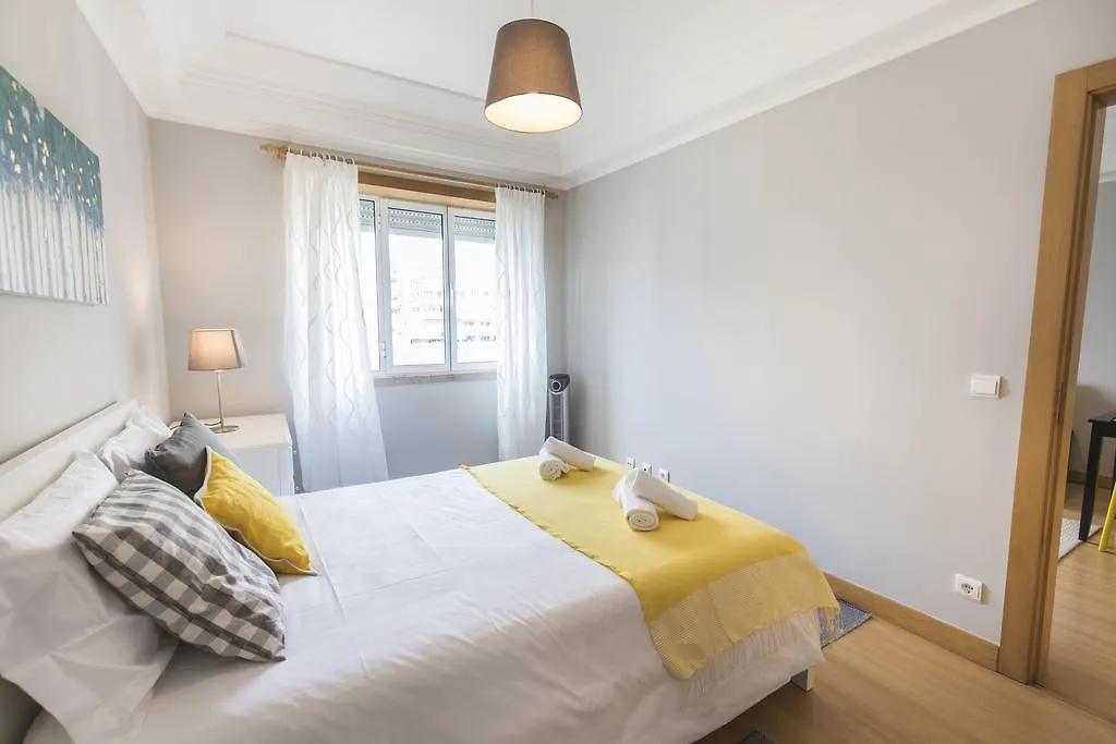 Lovelystay - Charming Marques Flat Lisboa 0*,